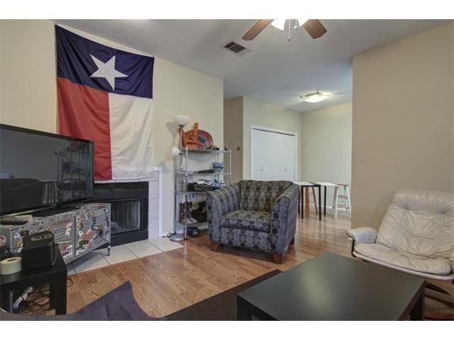 106 E 30th ST 207, Austin, TX 78705