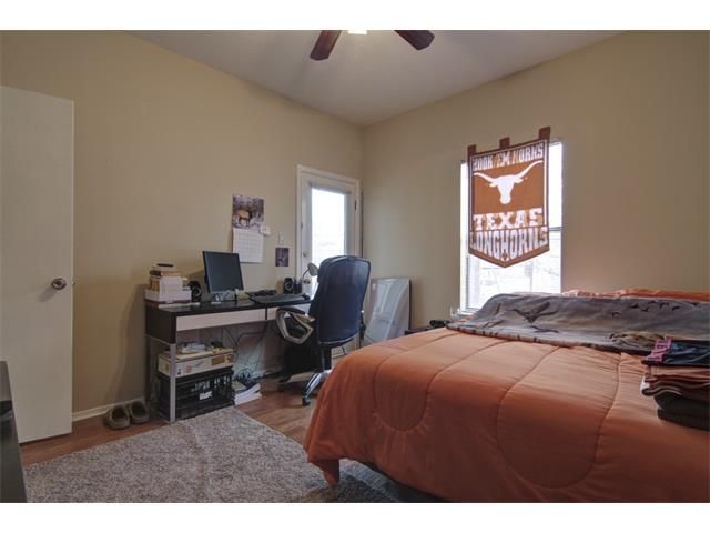 106 E 30th ST 207, Austin, TX 78705