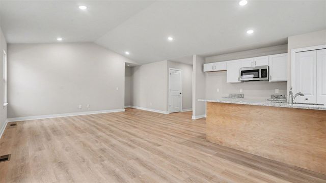 791 Reagan Lane, Milan, MI 48160