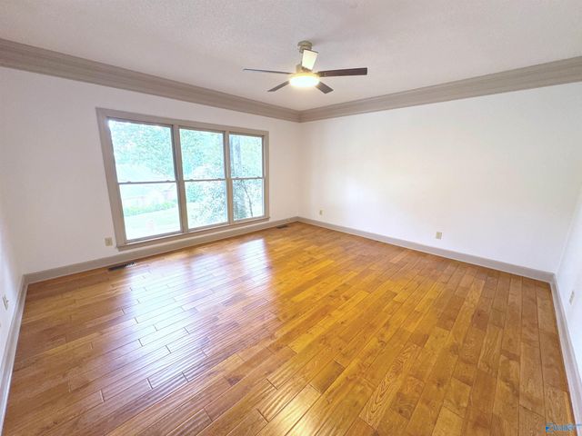 111 Glenmore Drive, Madison, AL 35758