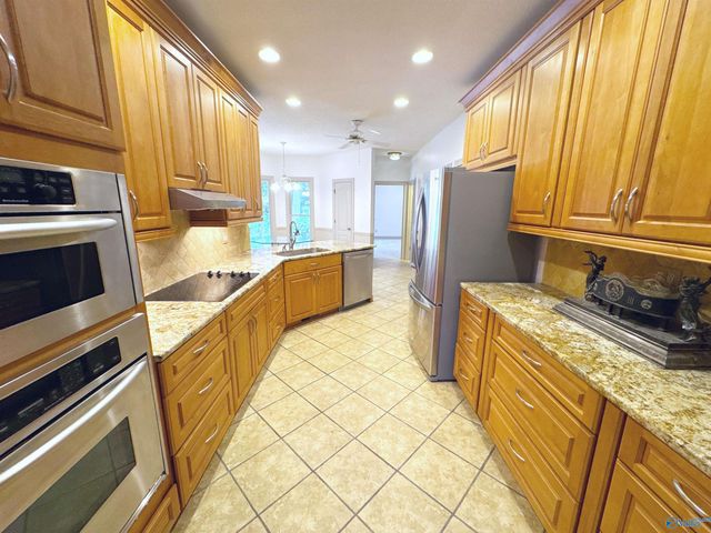111 Glenmore Drive, Madison, AL 35758