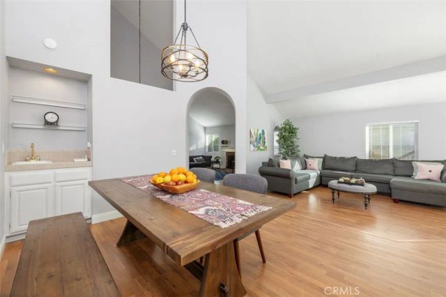 7810 Valley Flores Drive, West Hills, CA 91304