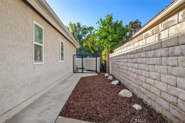 7810 Valley Flores Drive, West Hills, CA 91304
