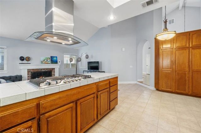 7810 Valley Flores Drive, West Hills, CA 91304