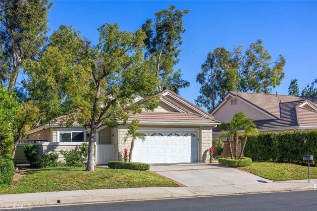7810 Valley Flores Drive, West Hills, CA 91304