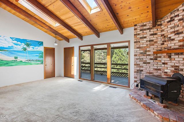 4433 Rogue River Highway, Grants Pass, OR 97527