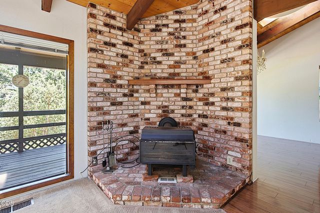 4433 Rogue River Highway, Grants Pass, OR 97527