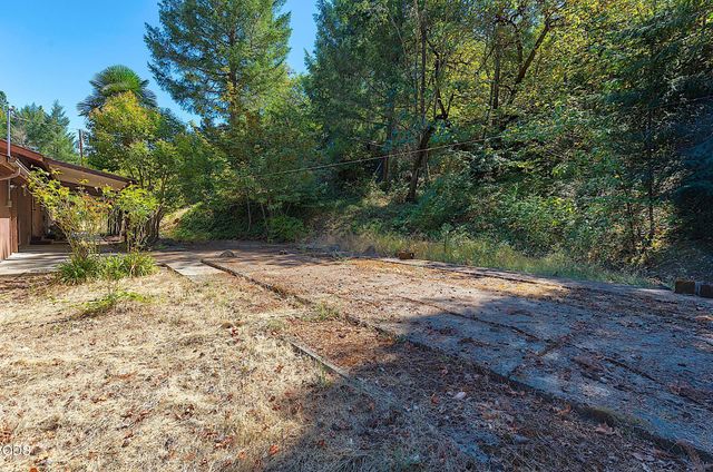 4433 Rogue River Highway, Grants Pass, OR 97527