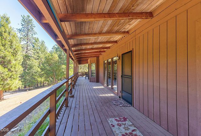 4433 Rogue River Highway, Grants Pass, OR 97527