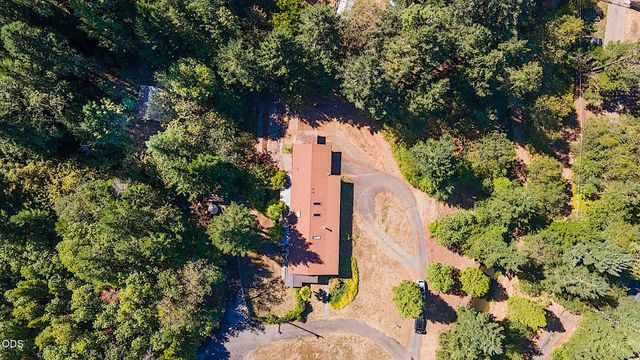 4433 Rogue River Highway, Grants Pass, OR 97527