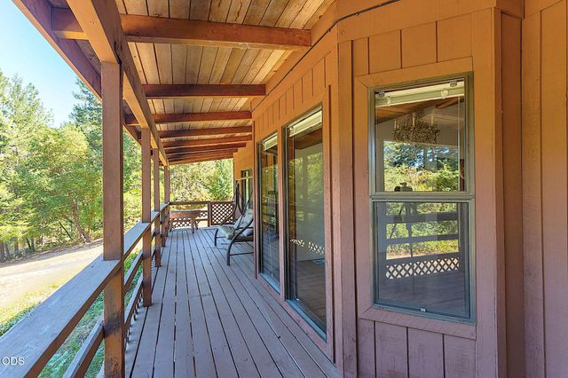 4433 Rogue River Highway, Grants Pass, OR 97527