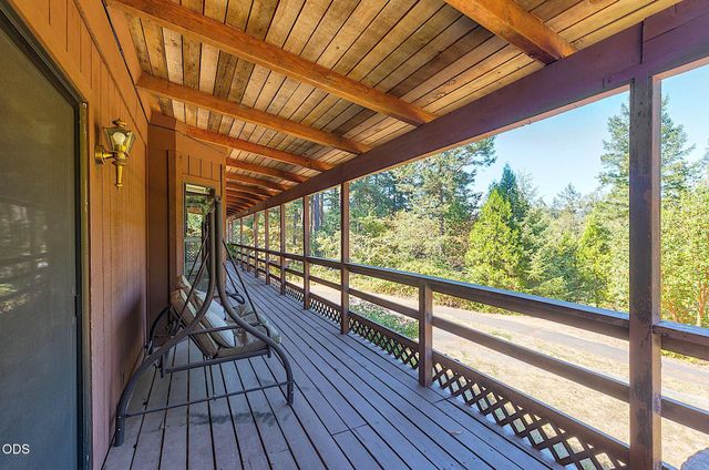 4433 Rogue River Highway, Grants Pass, OR 97527