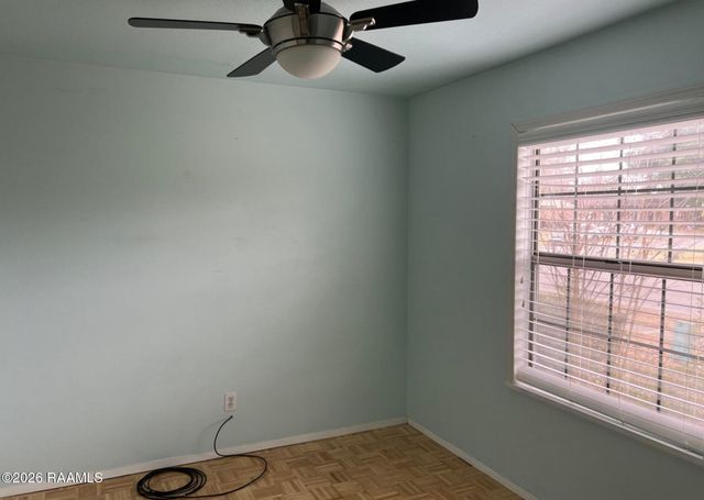 402 Thompson Drive, Lafayette, LA 70506
