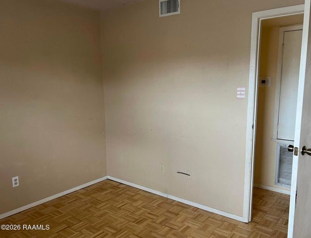 402 Thompson Drive, Lafayette, LA 70506