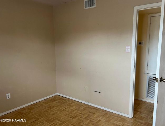 402 Thompson Drive, Lafayette, LA 70506