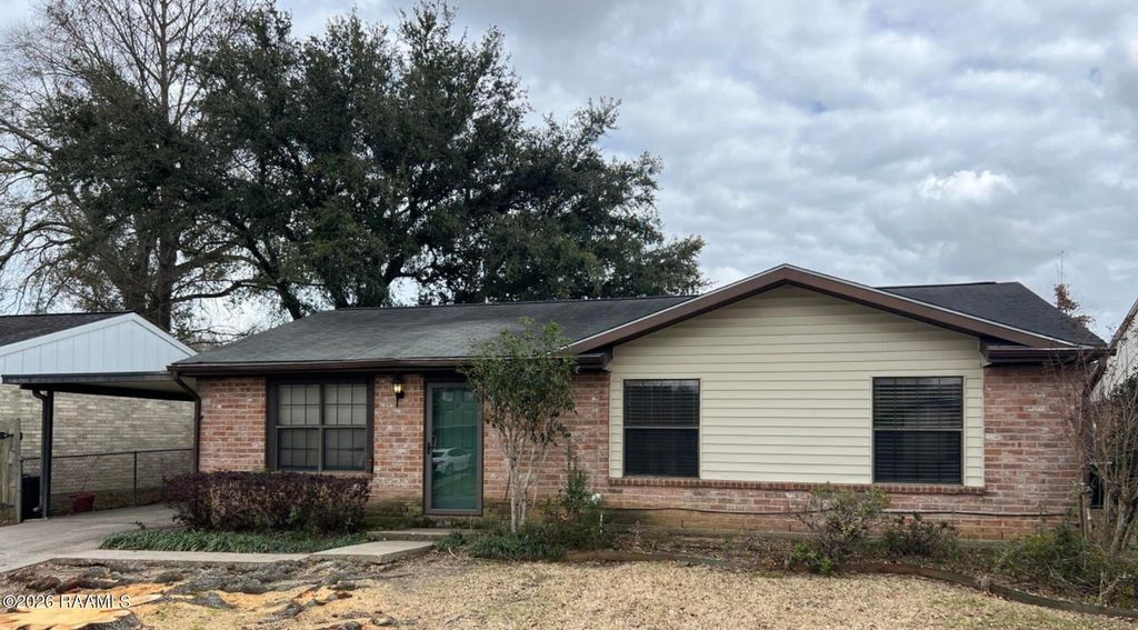 402 Thompson Drive, Lafayette, LA 70506