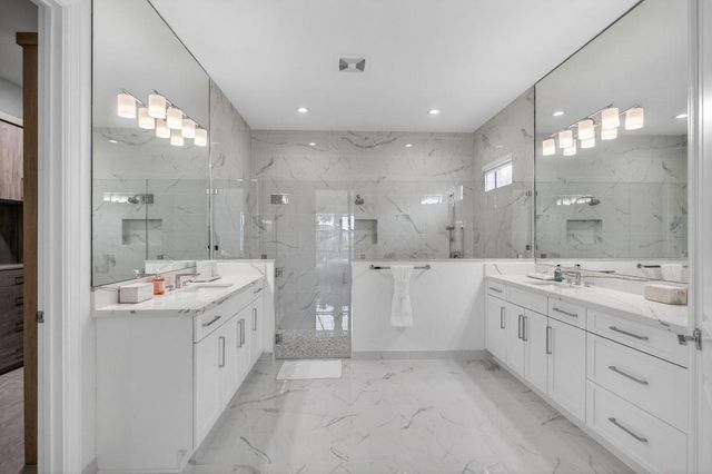 9249 Crestview Circle, Palm Beach Gardens, FL 33412