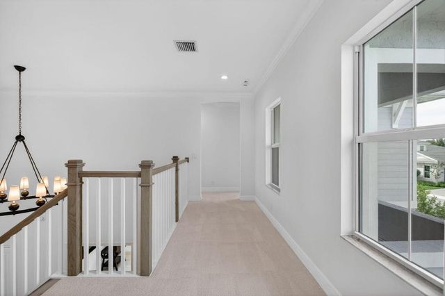 9249 Crestview Circle, Palm Beach Gardens, FL 33412