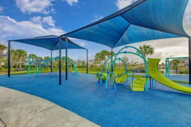 9249 Crestview Circle, Palm Beach Gardens, FL 33412