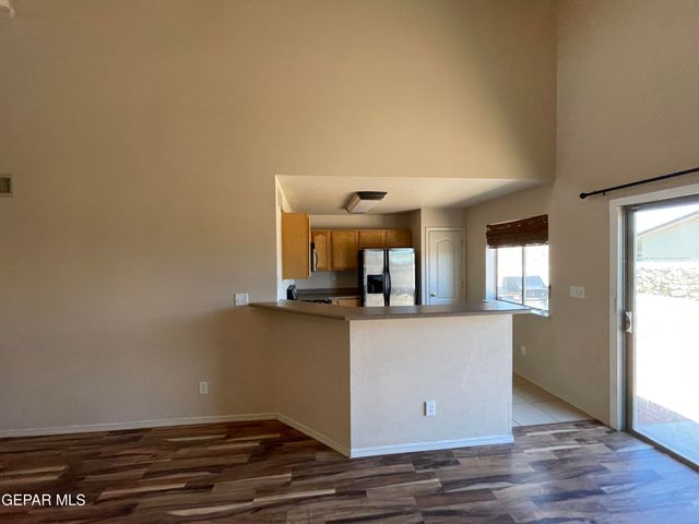 11892 MESQUITE MIEL Drive, El Paso, TX 79934