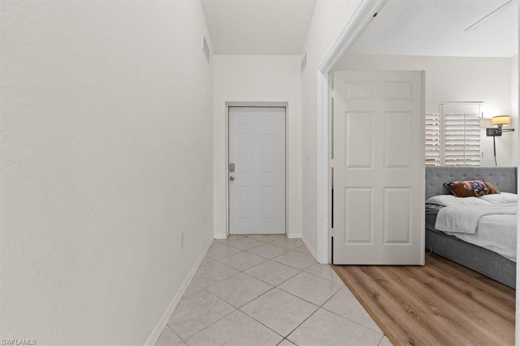 4420 Botanical Place CIR 402, NAPLES, FL 34112 — photo 3