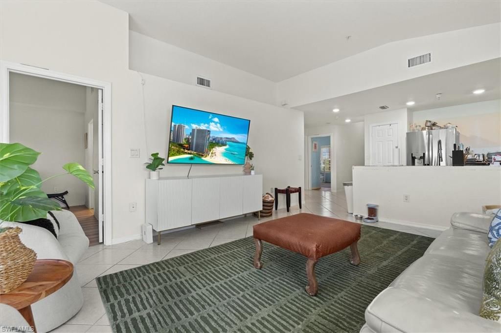 4420 Botanical Place CIR 402, NAPLES, FL 34112 — photo 4