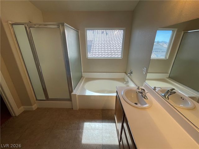 5947 SILVER TRACE Court, Henderson, NV 89011