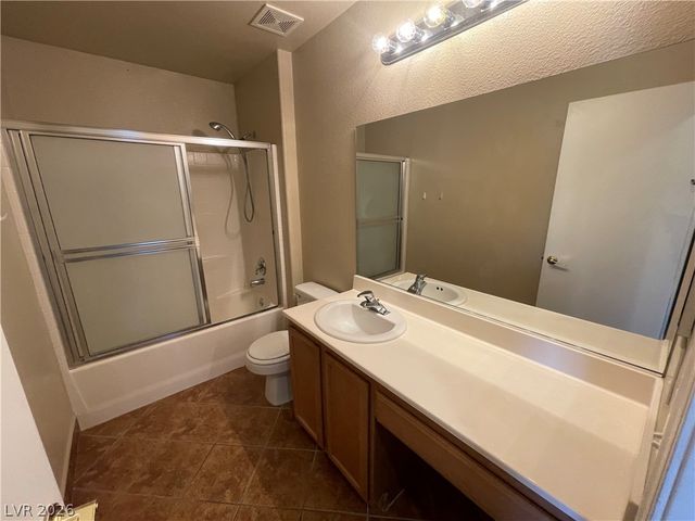 5947 SILVER TRACE Court, Henderson, NV 89011