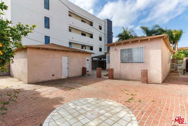 4360 Mclaughlin Avenue, Los Angeles, CA 90066