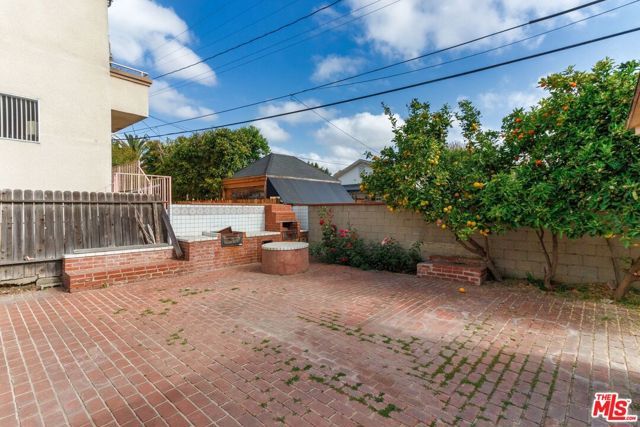 4360 Mclaughlin Avenue, Los Angeles, CA 90066