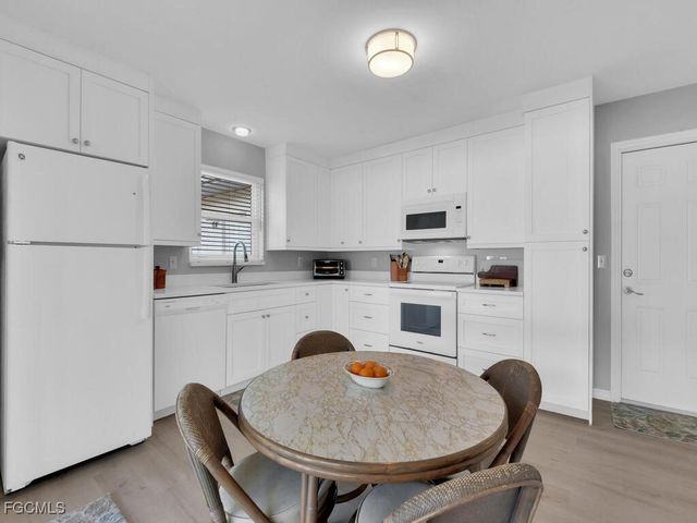 191 3rd ST, Bonita Springs, FL 34134