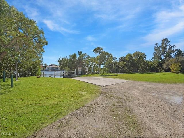 191 3rd ST, Bonita Springs, FL 34134