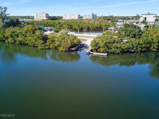 191 3rd ST, Bonita Springs, FL 34134