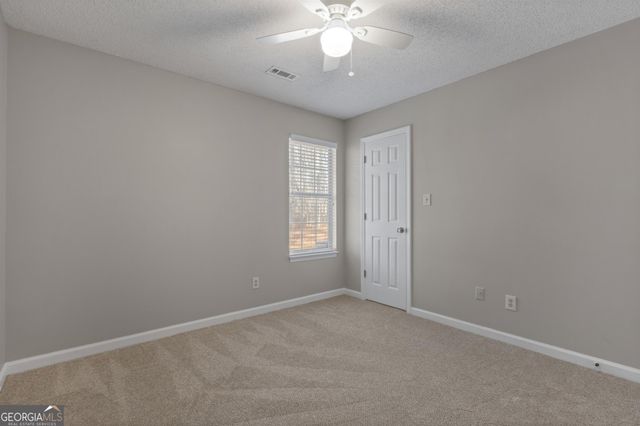 115 Park Timbers Drive, Sharpsburg, GA 30277