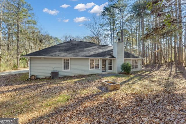 115 Park Timbers Drive, Sharpsburg, GA 30277