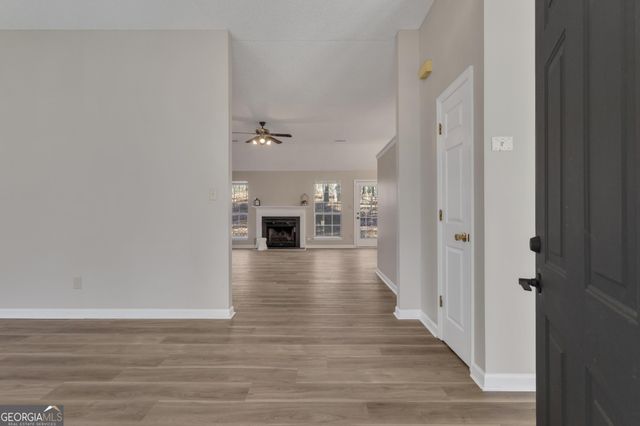 115 Park Timbers Drive, Sharpsburg, GA 30277