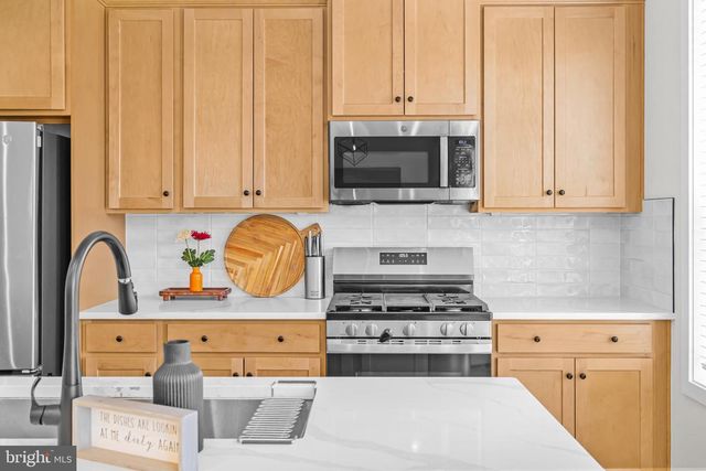 43350 FARRINGDON SQ, Broadlands, VA 20148