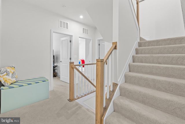 43350 FARRINGDON SQ, Broadlands, VA 20148