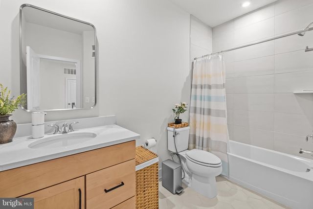 43350 FARRINGDON SQ, Broadlands, VA 20148