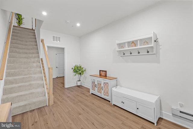 43350 FARRINGDON SQ, Broadlands, VA 20148