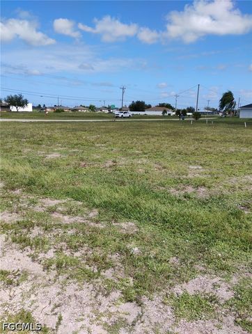 2408 NW 6th TER, Cape Coral, FL 33993