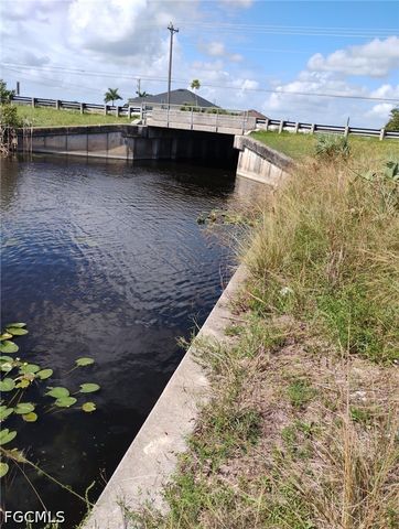2408 NW 6th TER, Cape Coral, FL 33993