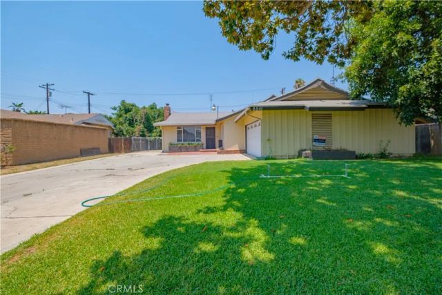8841 California Ave, Riverside, CA 92503