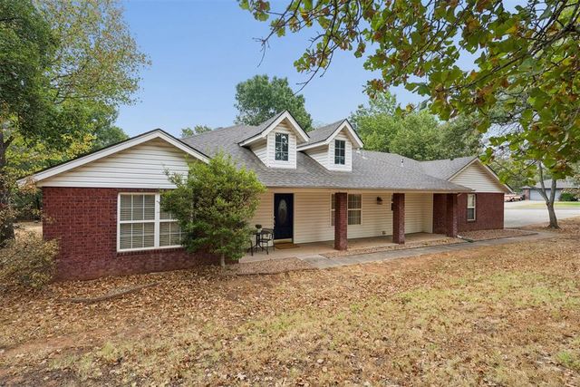 2117 E Oakridge Drive, Norman, OK 73026