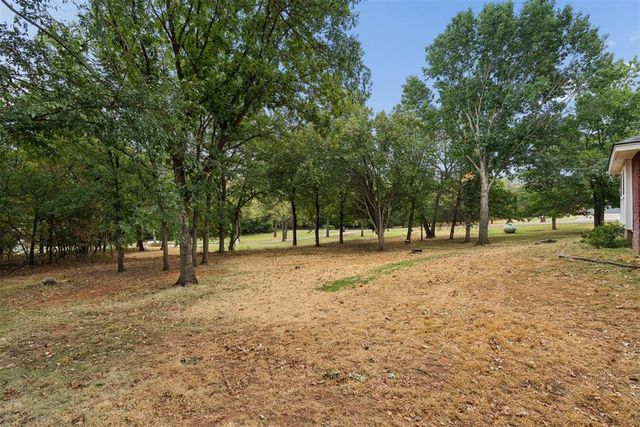 2117 E Oakridge Drive, Norman, OK 73026