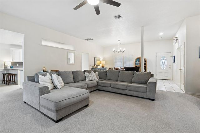 2117 E Oakridge Drive, Norman, OK 73026