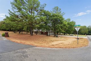 2117 E Oakridge Drive, Norman, OK 73026