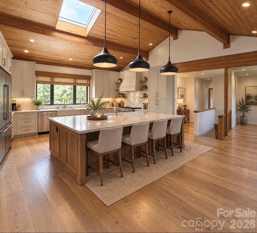 3711 Blendwood Lane NE, Hickory, NC 28601