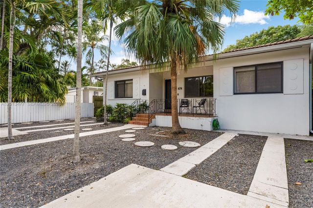 674 NE 67th St, Miami, FL 33138