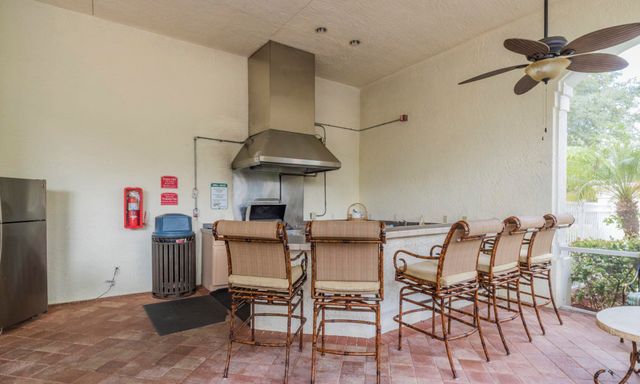 1108 Myrtlewood Circle E, Palm Beach Gardens, FL 33418